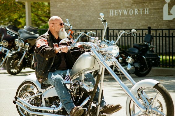 Step-by-Step Guide to Installing an Aftermarket Navigation System in Your UK Car